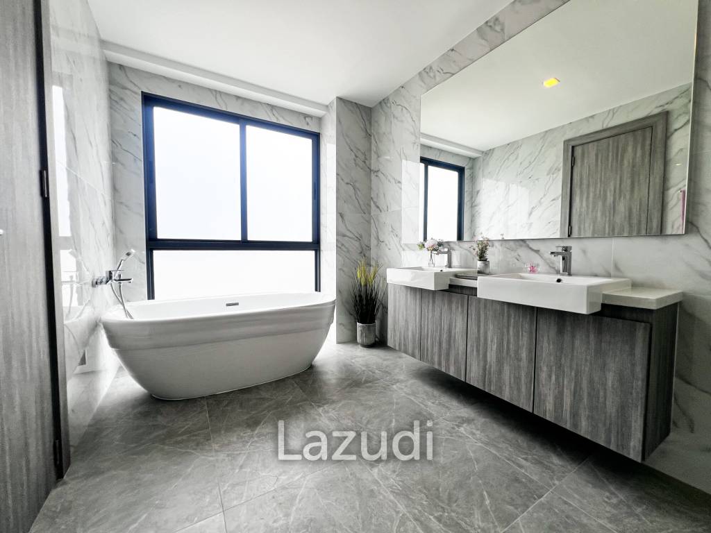 Luxurious 3-Bed Villa in Bang Sare, Chonburi