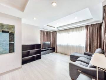 1 Bed 1 Bath 63 SQ.M Sathorn Gardens