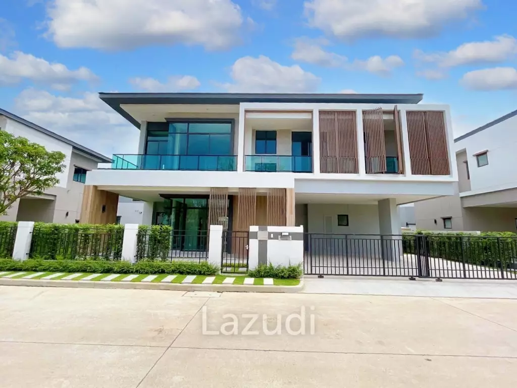4 Bed 5 Bath81 SQ.M Bangkok Boulevard Donmueang