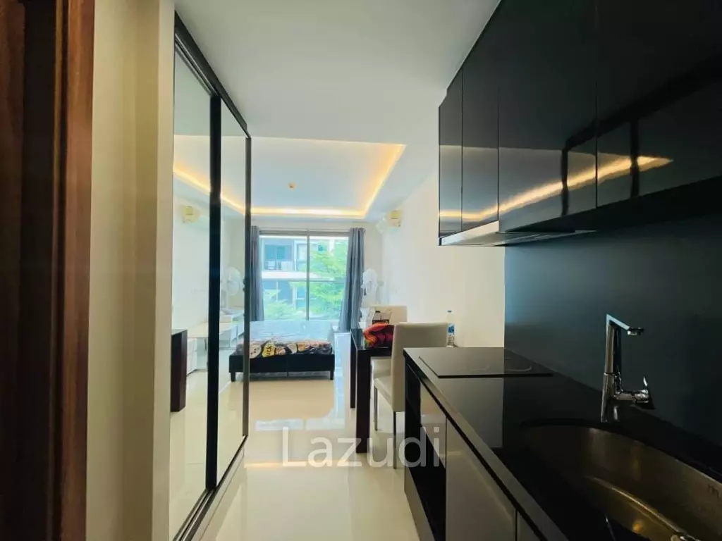 Studio 1 Bath 26 SQ.M at Royal Club Wongamat