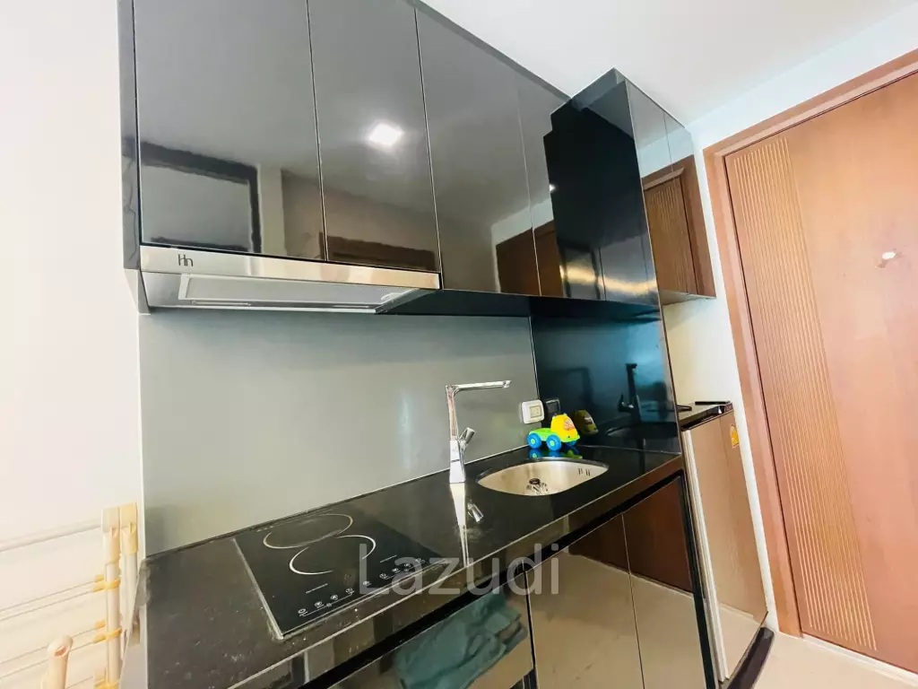 1 Bed 1 Bath 26.89 SQ.M. Club Royal Condominium