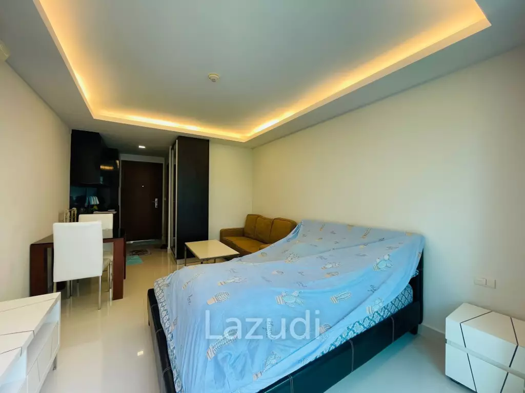 1 Bed 1 Bath 26.89 SQ.M. Club Royal Condominium