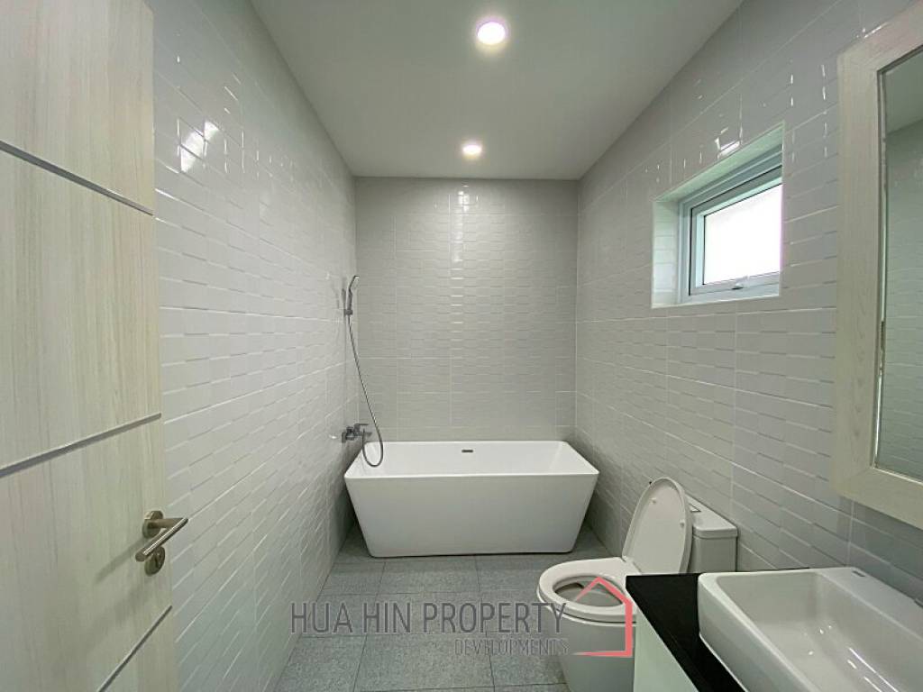 3 Bed 4 Bath Private Pool Villa For Sale Soi 126 Khao Tao