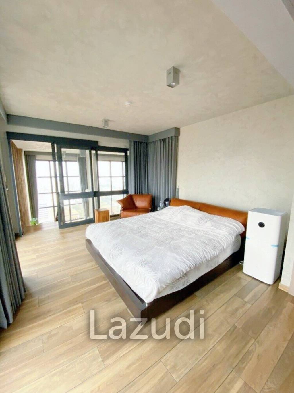 3 Bed 2 Bath 145 SQ.M at The Lofts Asoke