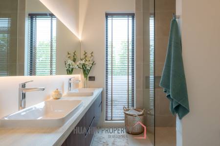 2 Bed 2 Bath 180 SQ.M BelVida Estates Villa Suasana