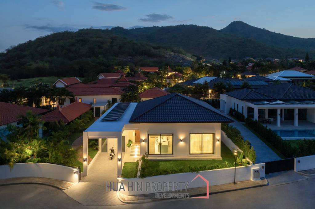 2 Bed 2 Bath 180 SQ.M BelVida Estates Villa Suasana