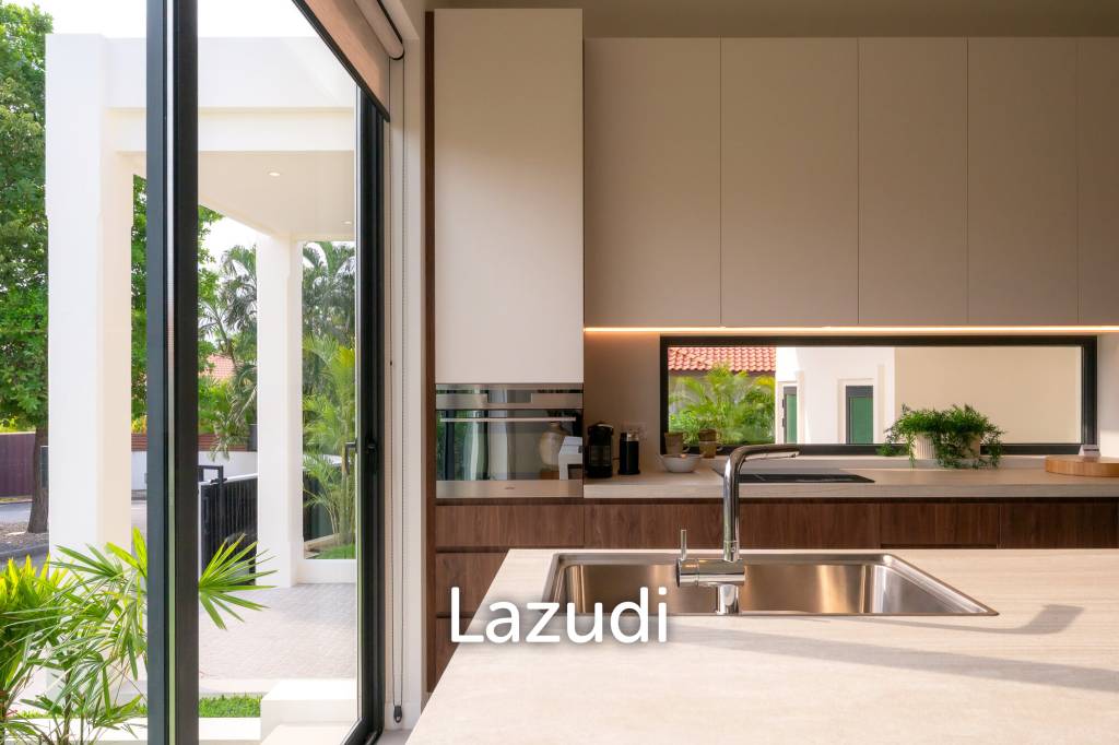 2 Bed 2 Bath 180 SQ.M BelVida Estates Villa Suasana