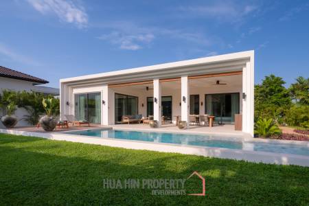 2 Bed 2 Bath 180 SQ.M BelVida Estates Villa Suasana