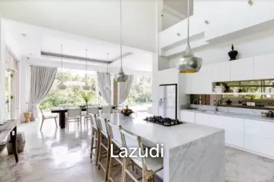 Stunning Freehold masterpiece in Ubud overlooking the Valley