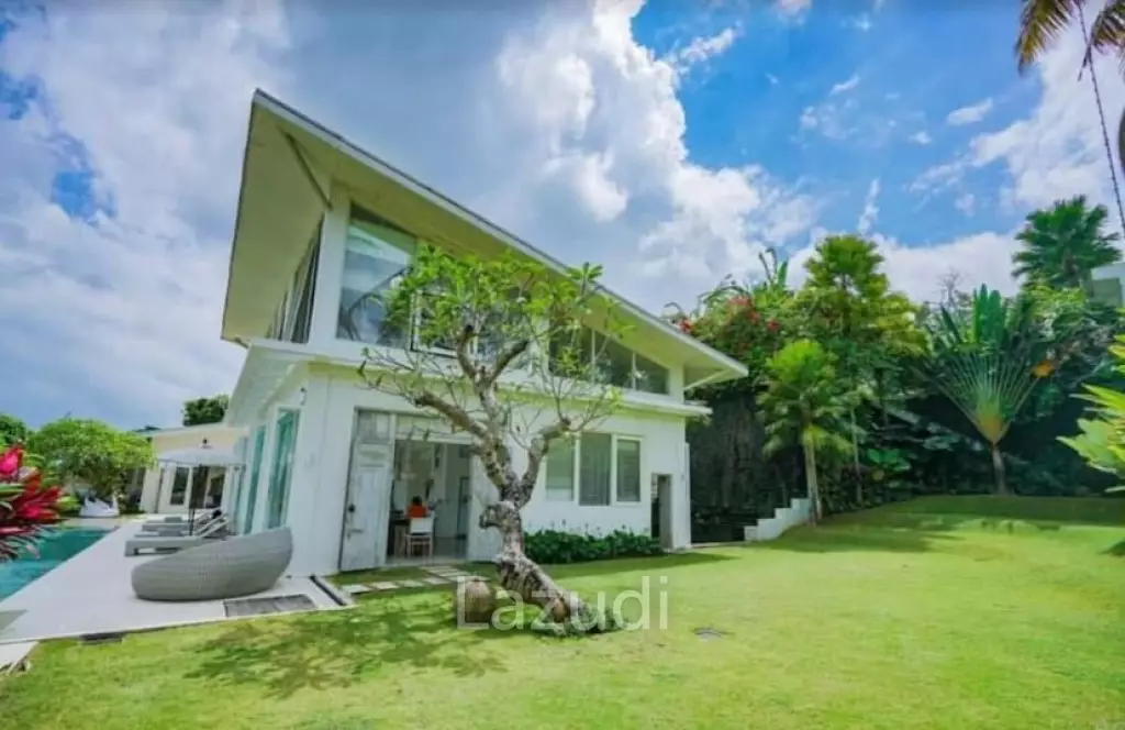 Stunning Freehold masterpiece in Ubud overlooking the Valley