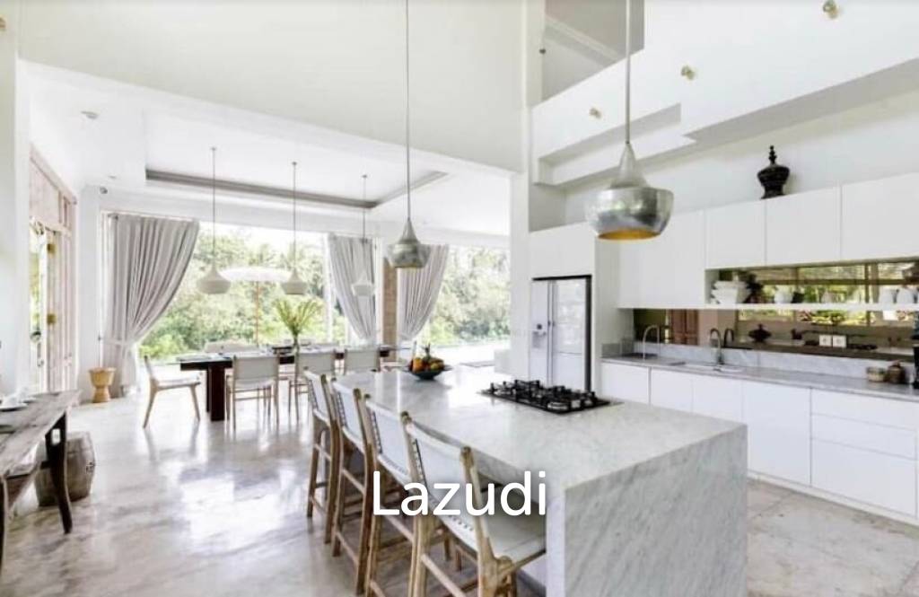 Stunning Freehold masterpiece in Ubud overlooking the Valley