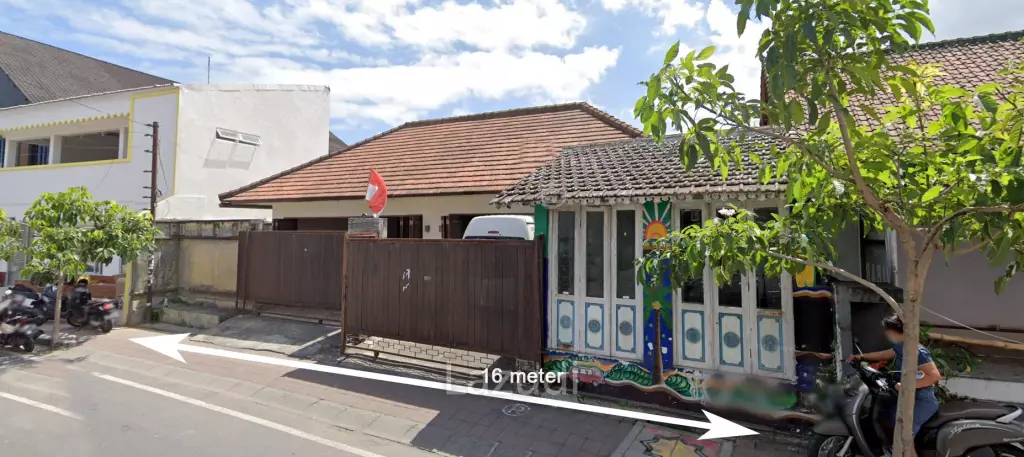 Main Road Investment opportunity in trendy Batu Bolong