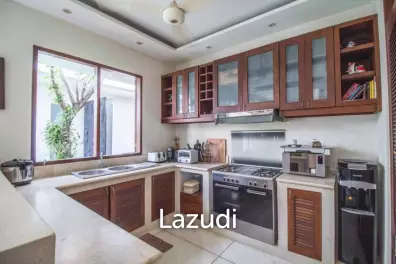 Main Road Investment opportunity in trendy Batu Bolong