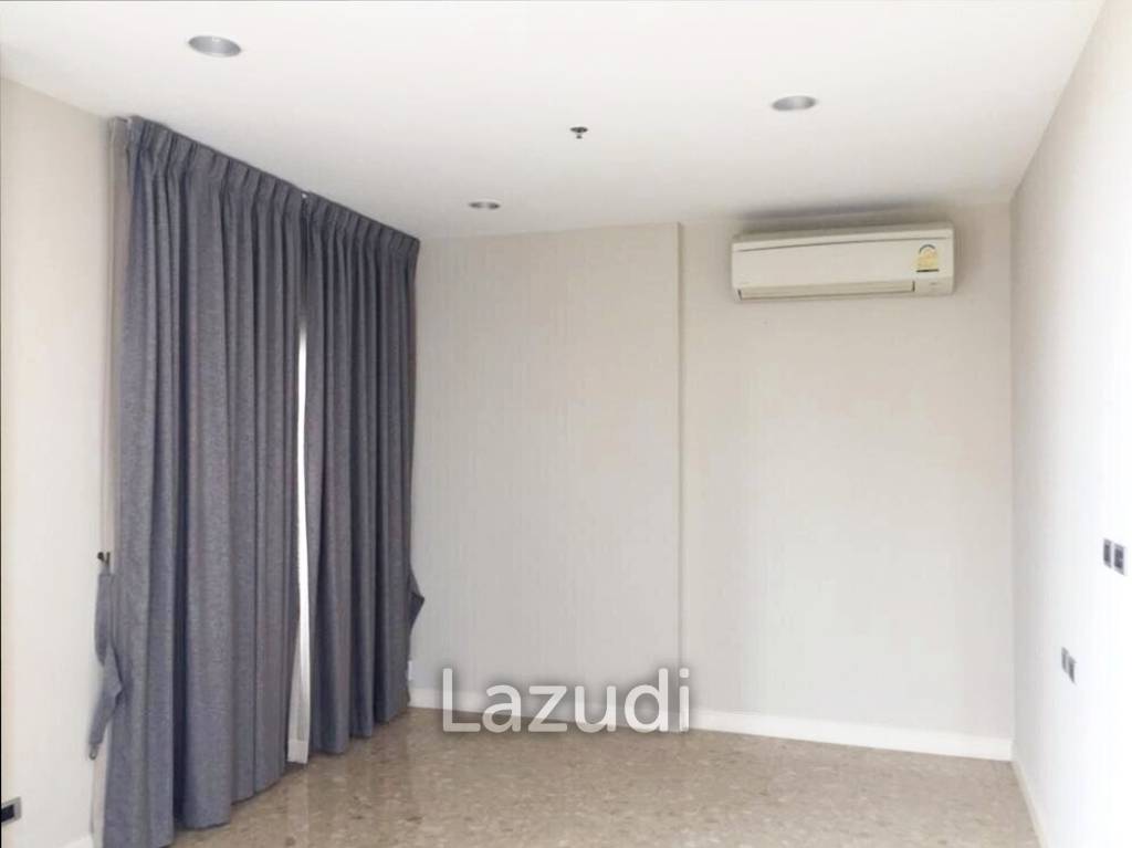 2 Bed 3 Bath 114 SQ.M The Crest Sukhumvit 34