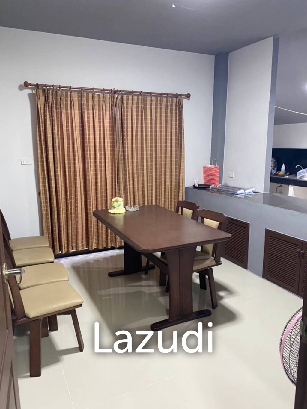 บ้านเดี่ยว 3 ห้องนอน ให้เช่าใกล้กับแยกสะเมิง