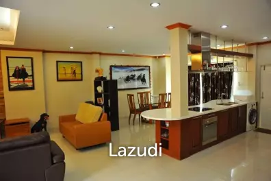 4 Bed 4260 SQ.M Villa in Baan Dusit Pattaya Lake