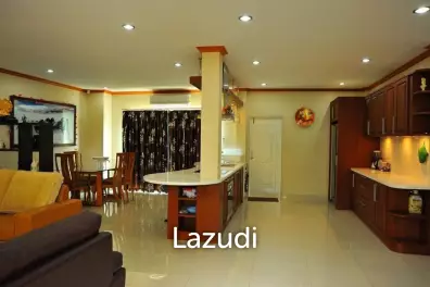4 Bed 4260 SQ.M Villa in Baan Dusit Pattaya Lake
