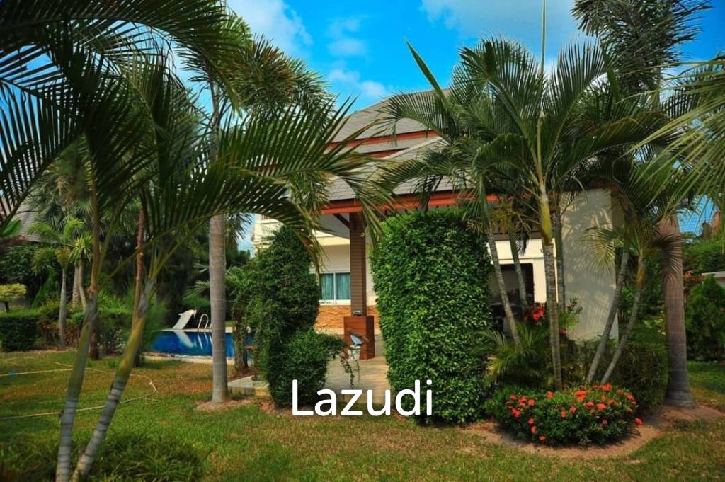 4 Bed 4260 SQ.M Villa in Baan Dusit Pattaya Lake