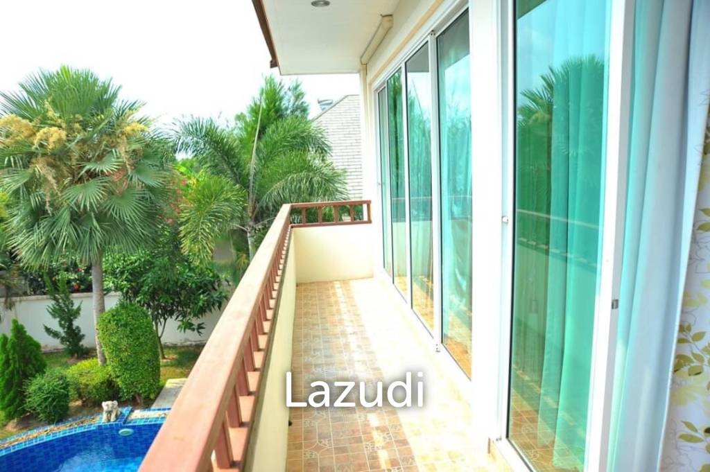 4 Bed 4260 SQ.M Villa in Baan Dusit Pattaya Lake