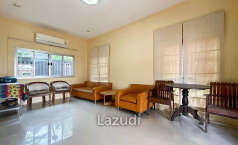 Dusita 1 : 3 Bedroom 2 Bathroom Villa