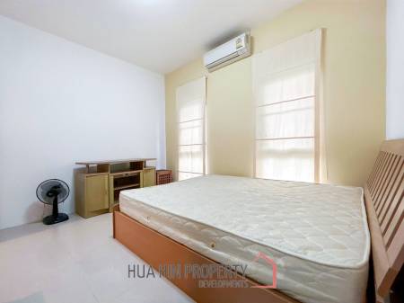 Dusita 1 : 3 Bedroom 2 Bathroom Villa