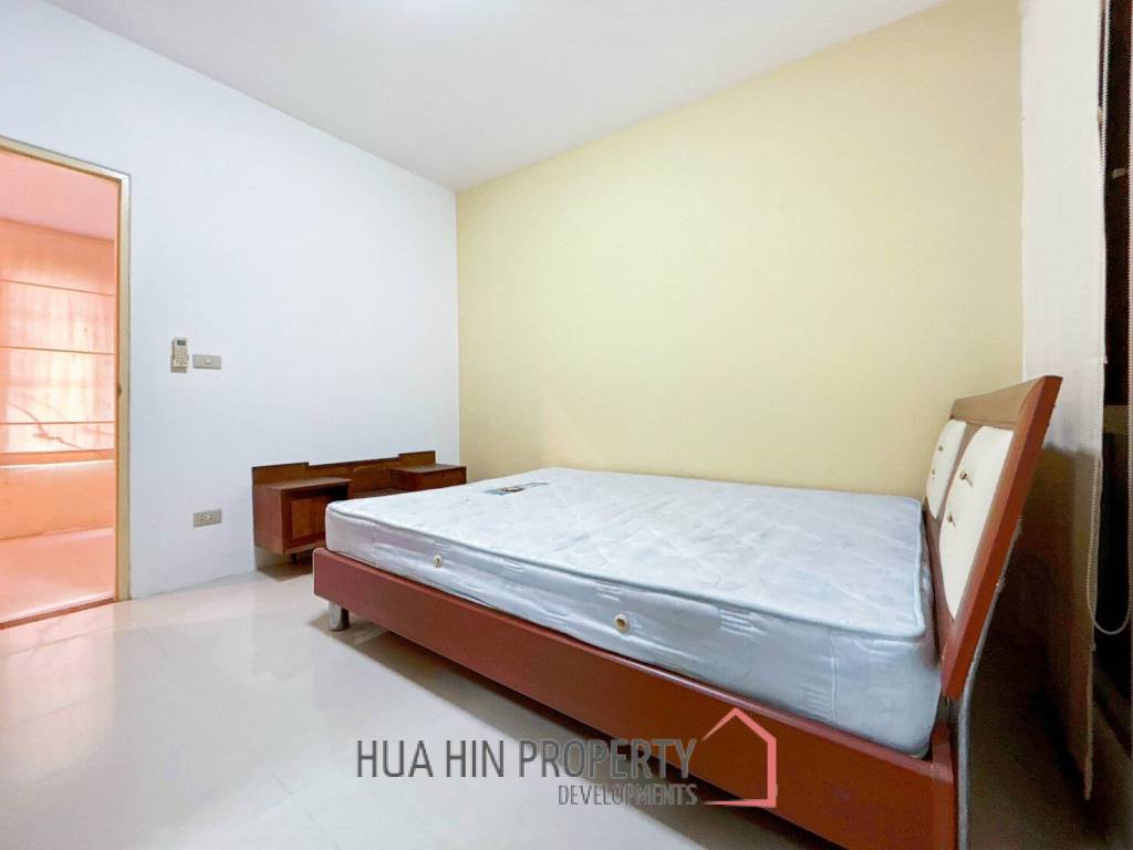 Dusita 1 : 3 Bedroom 2 Bathroom Villa
