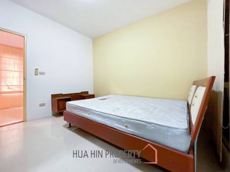 Dusita 1 : 3 Bedroom 2 Bathroom Villa