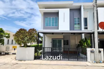 LA VALLEE TOWN 2 :  Modern 2 Storey Townhouse