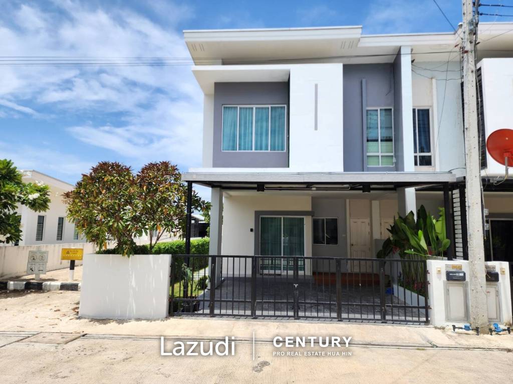 LA VALLEE TOWN 2 :  Modern 2 Storey Townhouse