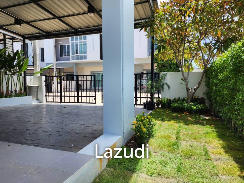 LA VALLEE TOWN 2 :  Modern 2 Storey Townhouse