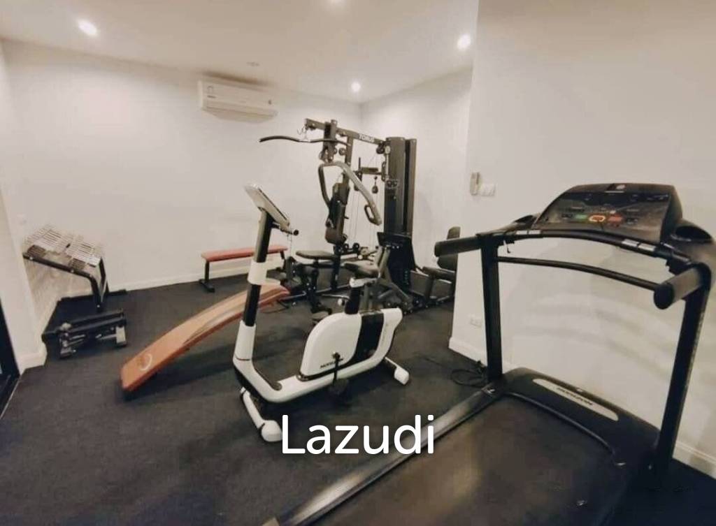 LA VALLEE TOWN 2 :  Modern 2 Storey Townhouse