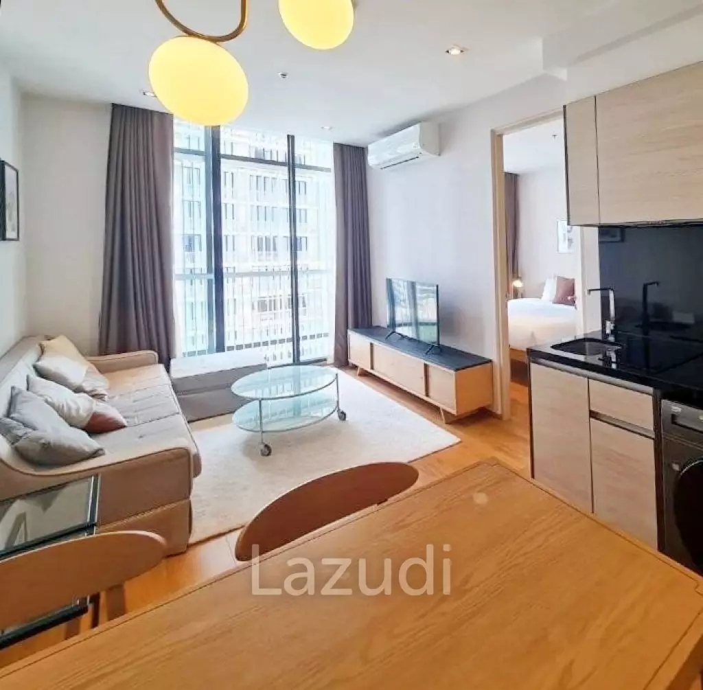 2 Bed 1 Bath 55 SQ.M Park Origin Phromphong