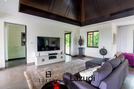 One Of A Kind Mountainside Sea View Villa - Estate For Sale in Khao Tao