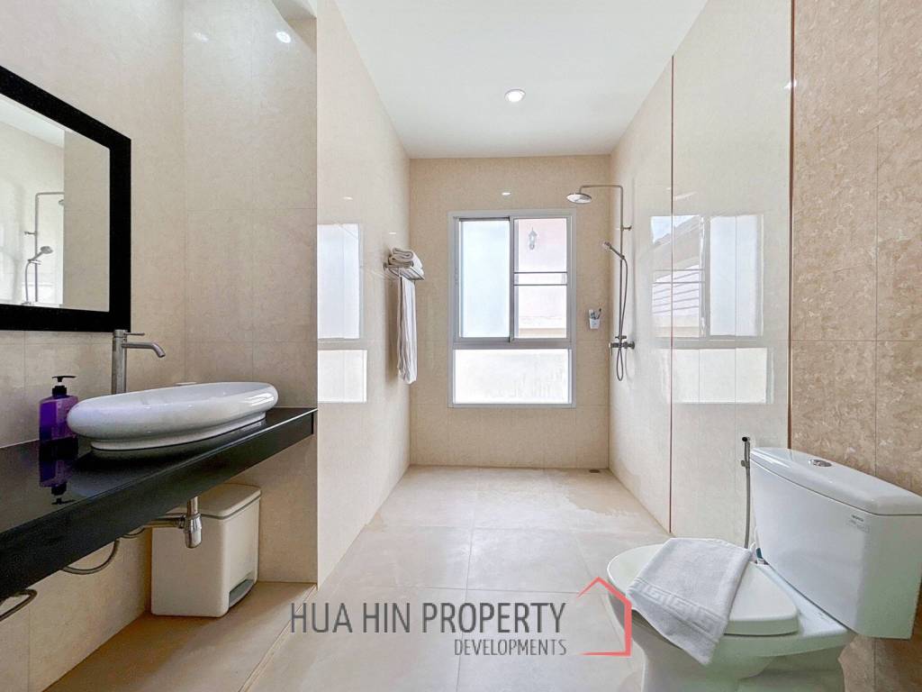 Nice Breeze 6 : 3 Bed 3 Bath Pool Villa
