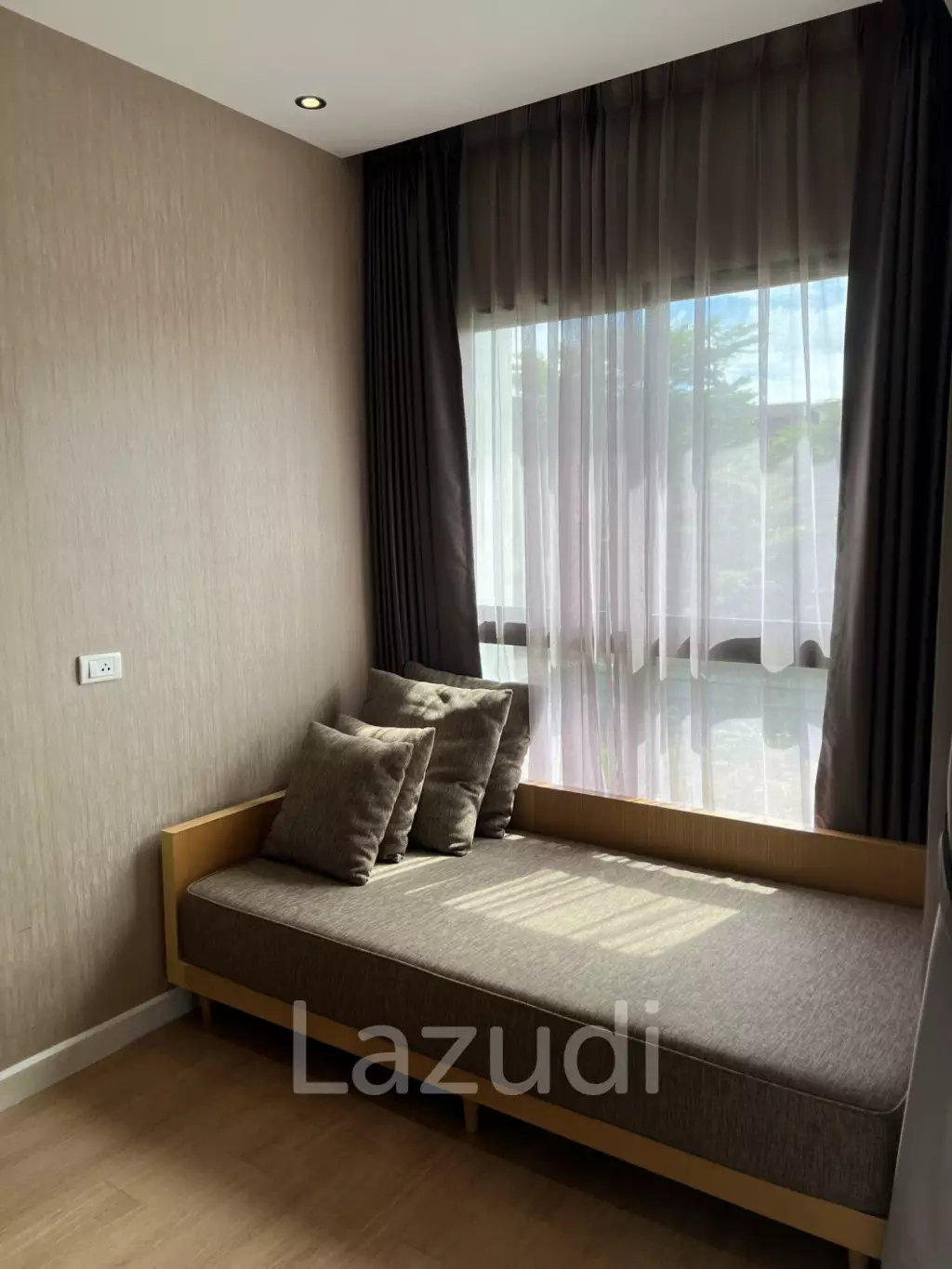 MAYSA CONDO :  Nice Studio room condo near the beach