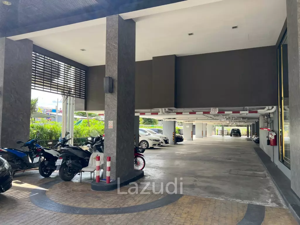 MAYSA CONDO :  Nice Studio room condo near the beach