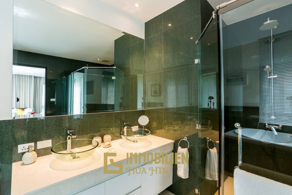 2,046 m² 7 Chambre 8 Salle de bain Villa Pour Vente