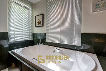 2,046 m² 7 Chambre 8 Salle de bain Villa Pour Vente