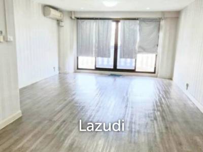1 Bedroom 1 Bathroom 68 SQ.M State Tower