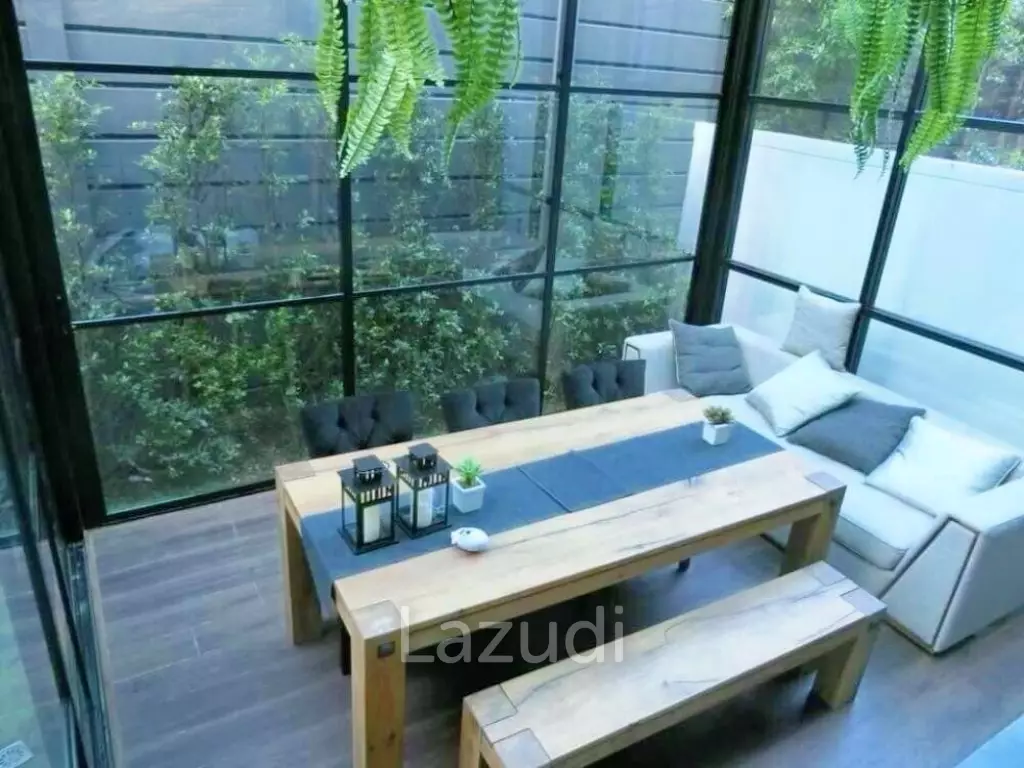 3 Bed 4 Bath 185 SQ.M Arden Pattanakarn