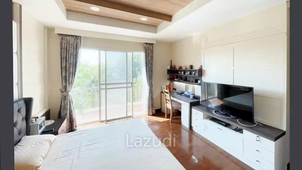 4 Bed 4 Bath 388 SQ.M Villa Arcadia Srinakarin