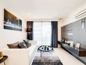 2 Bedroom 2 Bathroom 70 SQ.M The Surawong