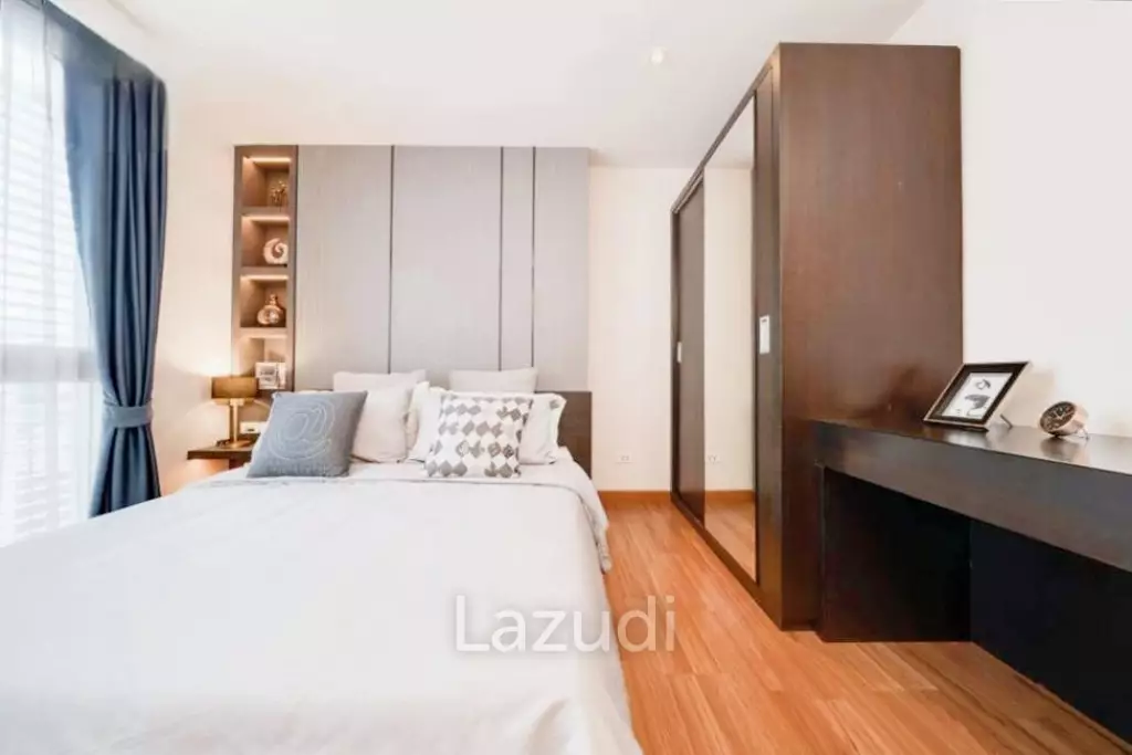 2 Bedroom 2 Bathroom 70 SQ.M The Surawong