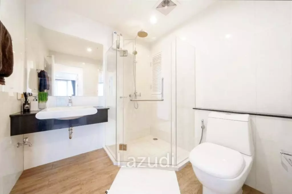 2 Bedroom 2 Bathroom 70 SQ.M The Surawong