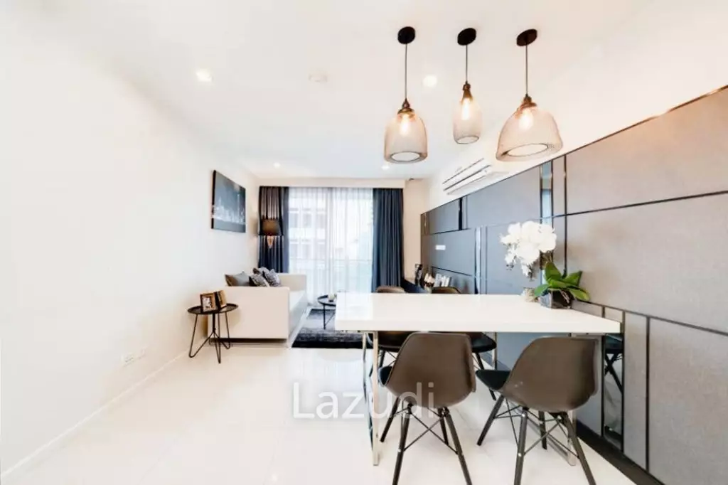 2 Bedroom 2 Bathroom 70 SQ.M The Surawong