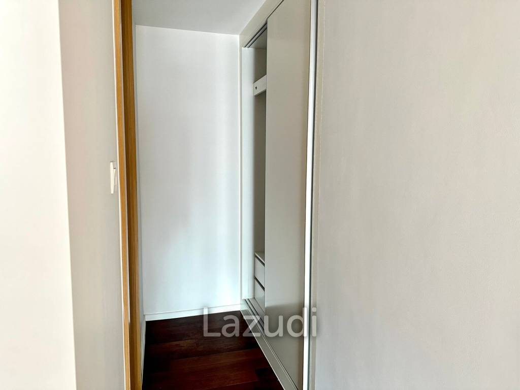 2 Bed 1 Bath  52.39 SQ.M  Hyde Sukhumvit 11