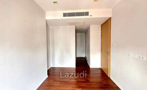 2 Bed 1 Bath  52.39 SQ.M  Hyde Sukhumvit 11