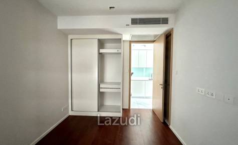 2 Bed 1 Bath  52.39 SQ.M  Hyde Sukhumvit 11