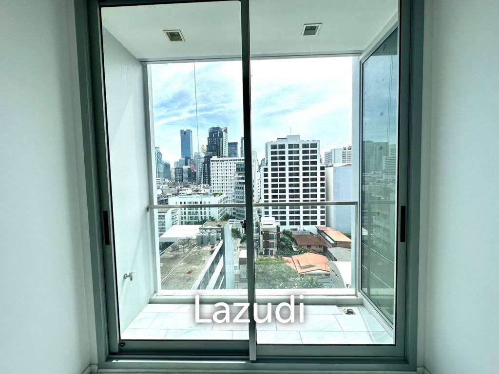 2 Bed 1 Bath  52.39 SQ.M  Hyde Sukhumvit 11