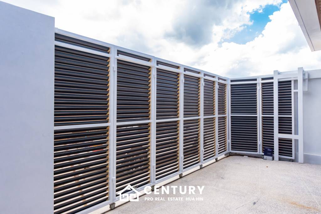 697 Kvm 3 Seng 3 Bad Villa for Salg